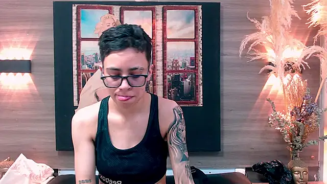 Cutie Shy  online show from 12/01/25, 05:36