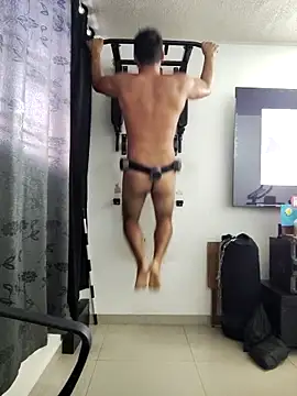 Snapshot of LatinMar chatting on 03/04/26, 12:02 LatinMar online show from 03/04/26, 12:02