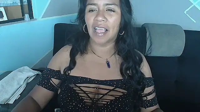 Snapshot of saggil23 chatting on 07/07/26, 07:56 saggil23 online show from 07/07/26, 07:56