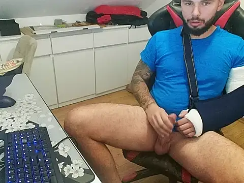 prezydentcam online show from 10/08/25, 08:16