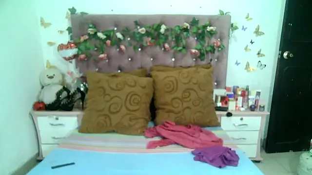 ValeriaTsx online show from 09/25/25, 06:36