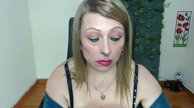 Salome Milf202 online show from 03/18/25, 06:39