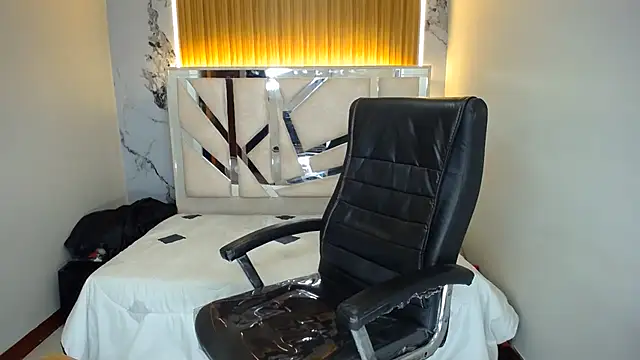 Salome Milf202 online show from 06/21/26, 07:41