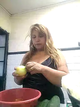 Kazsandraa online show from 09/20/25, 10:37