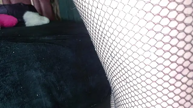 Kazsandraa online show from 10/19/25, 03:20