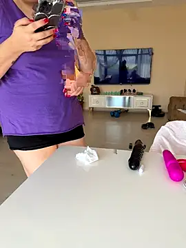 Soinanai online show from 11/13/25, 09:13