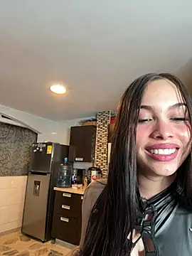 Snapshot of samantha_kevin chatting on 02/25/25, 04:14 samantha kevin online show from 02/25/25, 04:14