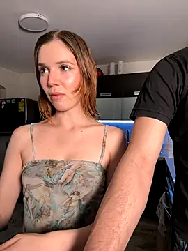 Snapshot of samantha_kevin chatting on 10/25/25, 04:00 samantha kevin online show from 10/25/25, 04:00