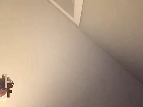 ChiRaqb8 online show from 11/10/25, 02:49