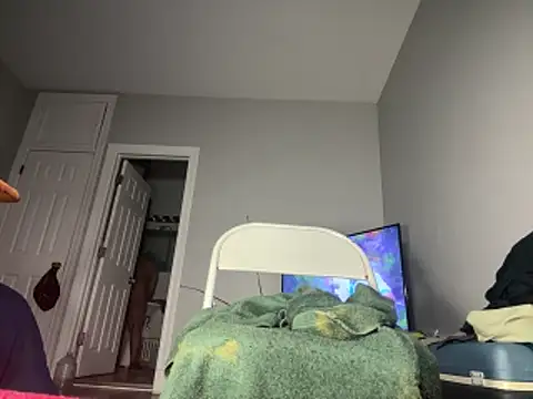 ChiRaqb8 online show from 02/15/26, 01:28