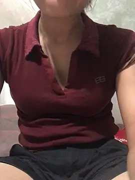 Cute lady99 online show from 11/18/25, 07:44