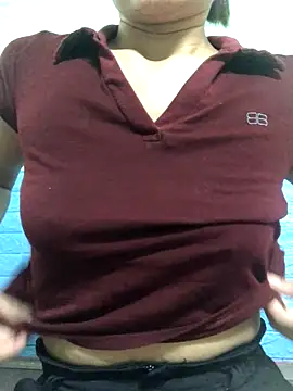 Snapshot of Cute_lady99 chatting on 09/24/25, 05:03 Cute lady99 online show from 09/24/25, 05:03