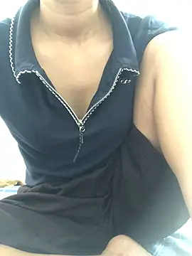 Cute lady99 online show from 05/04/26, 07:00