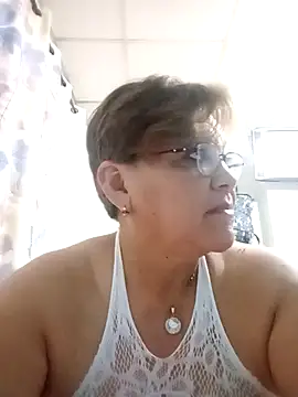 Madrastrahot69 online show from 11/11/25, 12:05