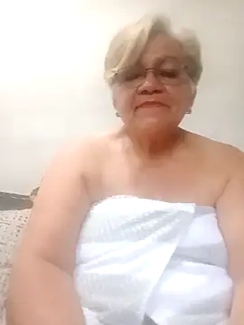 Madrastrahot69 online show from 09/16/25, 08:54