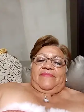 Madrastrahot69 online show from 12/02/25, 04:25