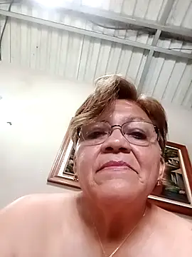 Madrastrahot69 online show from 11/07/25, 03:38