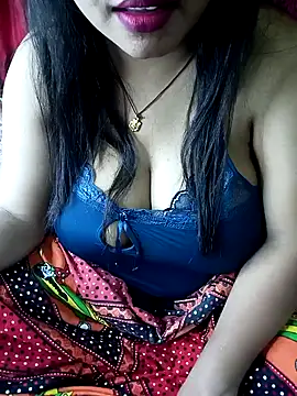 Snapshot of HEENA_022 chatting on 01/29/25, 02:21 HEENA 022 online show from 01/29/25, 02:21