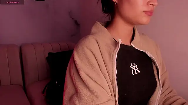 lara madisson online show from 01/16/26, 04:16