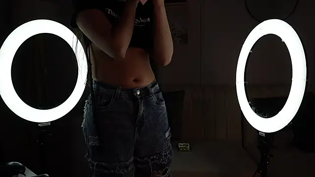 lara madisson online show from 11/10/25, 04:50