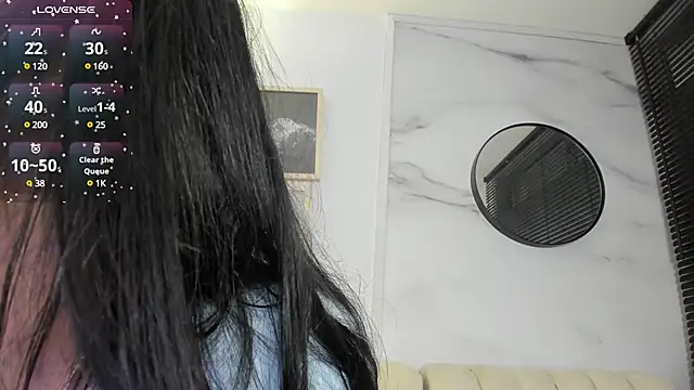 Snapshot of lara_madisson chatting on 03/18/25, 04:29 lara madisson online show from 03/18/25, 04:29
