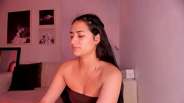 lara madisson online show from 02/19/26, 05:15