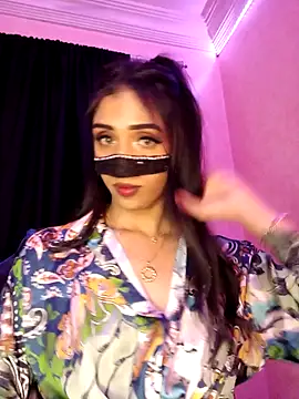 ---sophia--- online show from 10/27/25, 09:16