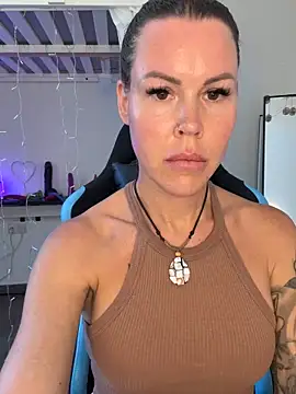 Lara Bergmann online show from 06/01/26, 08:47