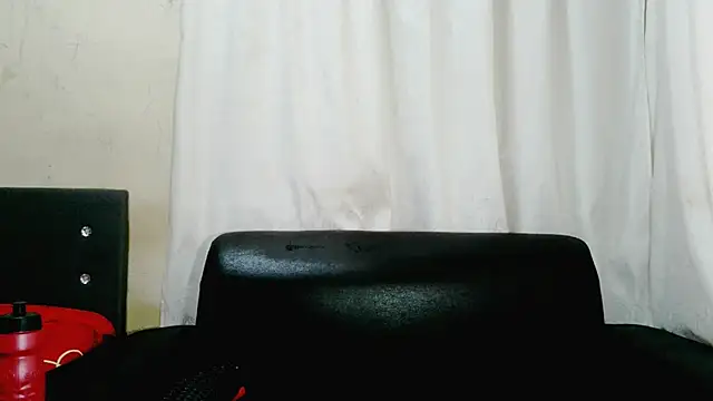 Snapshot of XIndianXFireBallX chatting on 10/24/25, 05:06 XIndianXFireBallX online show from 10/24/25, 05:06