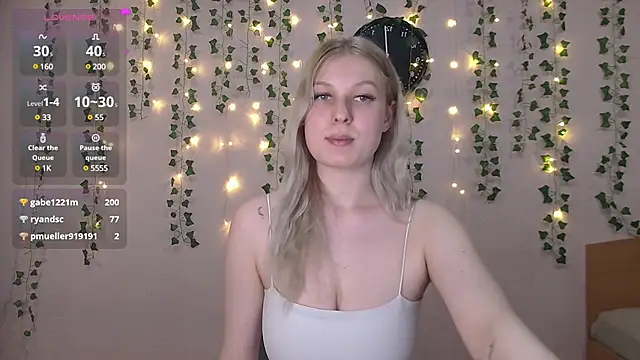 EmiliaDuchess online show from 03/06/25, 01:03