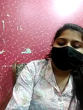 Snapshot of Hotty-simran chatting on 03/18/25, 04:40 Hotty-simran online show from 03/18/25, 04:40