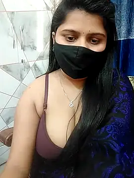 Snapshot of Hotty-simran chatting on 02/25/25, 08:36 Hotty-simran online show from 02/25/25, 08:36