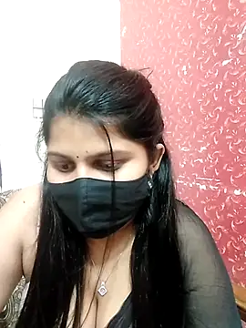Snapshot of Hotty-simran chatting on 03/11/25, 10:40 Hotty-simran online show from 03/11/25, 10:40