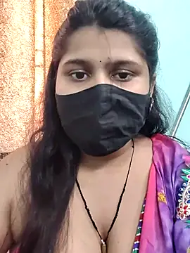 Snapshot of Hotty-simran chatting on 09/13/25, 04:45 Hotty-simran online show from 09/13/25, 04:45