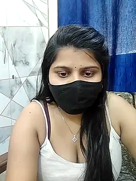 Snapshot of Hotty-simran chatting on 02/20/25, 07:23 Hotty-simran online show from 02/20/25, 07:23