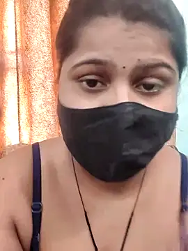 Snapshot of Hotty-simran chatting on 10/10/25, 08:26 Hotty-simran online show from 10/10/25, 08:26