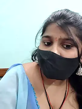 Snapshot of Hotty-simran chatting on 09/24/25, 05:03 Hotty-simran online show from 09/24/25, 05:03
