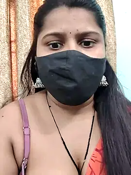 Snapshot of Hotty-simran chatting on 10/16/25, 04:43 Hotty-simran online show from 10/16/25, 04:43