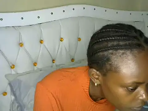 Snapshot of ebony_lifestyle chatting on 12/17/24, 04:53 ebony lifestyle online show from 12/17/24, 04:53