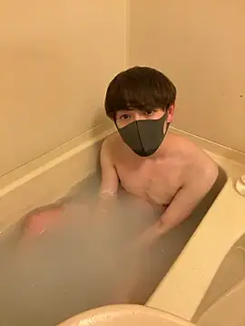 poketkuma online show from 12/03/25, 04:39