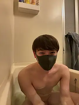 poketkuma online show from 12/17/25, 03:50