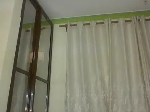 Apple bitch online show from 10/09/25, 05:19