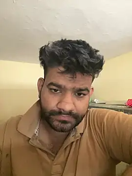 Snapshot of hairyboy69 chatting on 02/25/25, 06:14 hairyboy69 online show from 02/25/25, 06:14