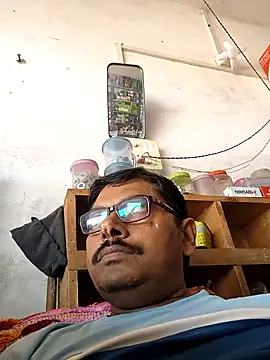 Srmotrs online show from 10/18/25, 05:42