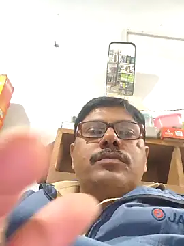 Srmotrs online show from 11/18/25, 01:36