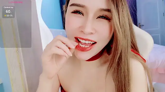 HU131452 online show from 02/14/25, 01:45