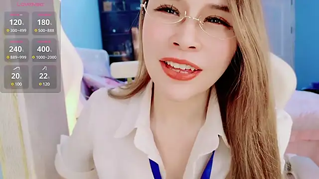 HU131452 online show from 02/10/25, 01:46