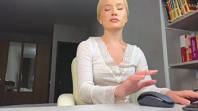 Marietta Castro online show from 02/26/26, 02:50