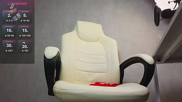 Marietta Castro online show from 12/25/24, 02:02