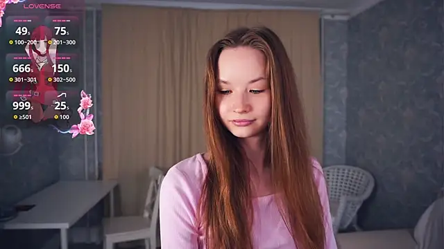 Snapshot of OnaZiroge chatting on 10/28/25, 06:45 OnaZiroge online show from 10/28/25, 06:45